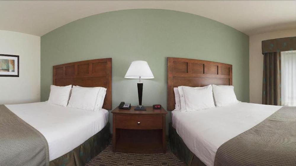 Holiday Inn Express & Suites Ripley By Ihg Luaran gambar