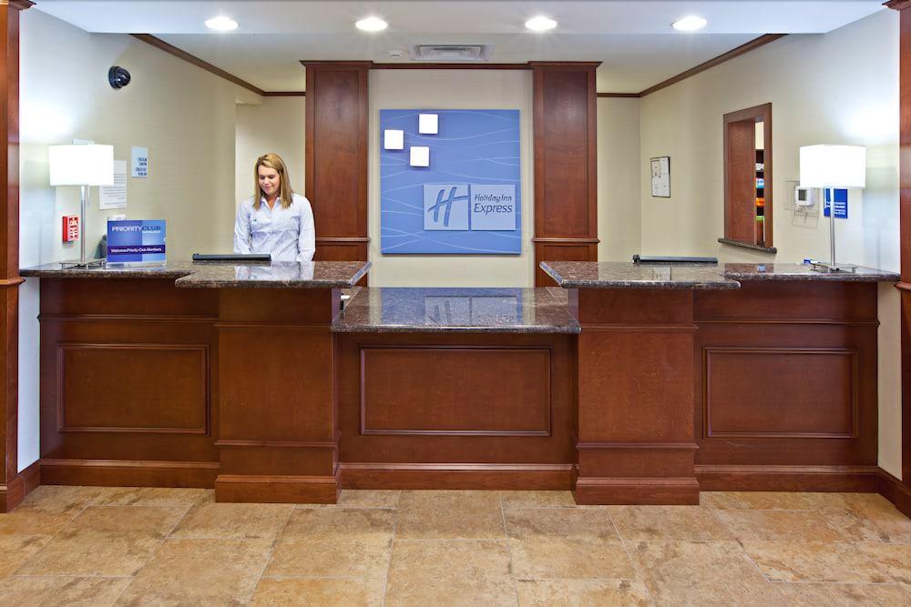 Holiday Inn Express & Suites Ripley By Ihg Luaran gambar