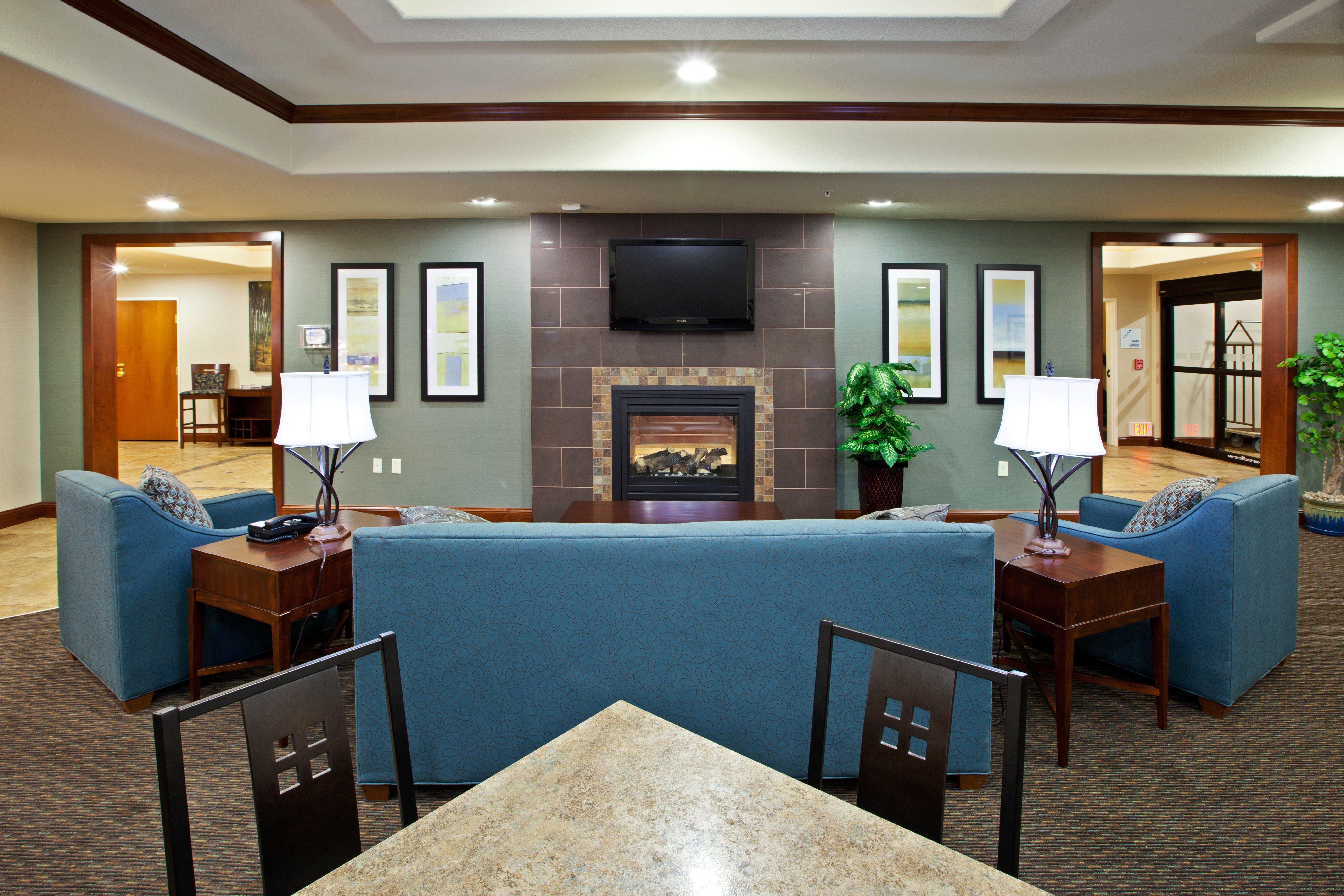 Holiday Inn Express & Suites Ripley By Ihg Dalaman gambar