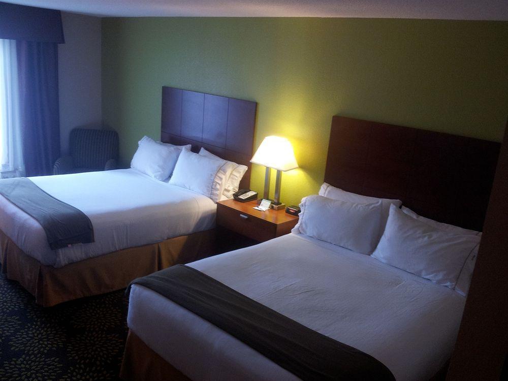 Holiday Inn Express & Suites Ripley By Ihg Luaran gambar